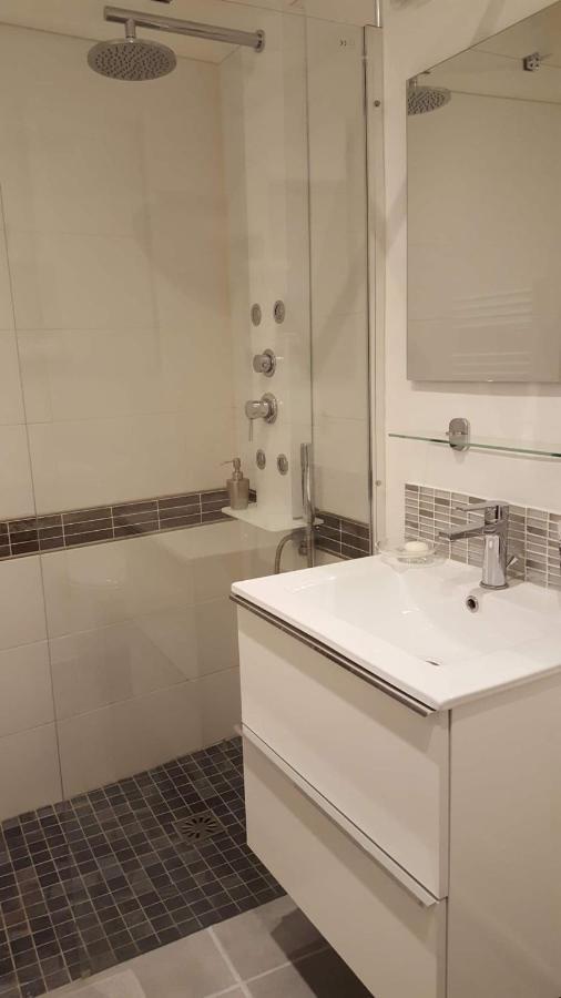 Agreable Appartement T2 Proche Centre Нім Екстер'єр фото
